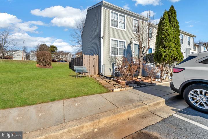 16 Applegrath Ct Property Photo
