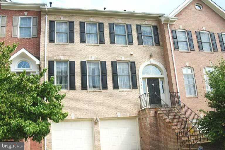 11403 Cedar Ridge Dr Property Photo