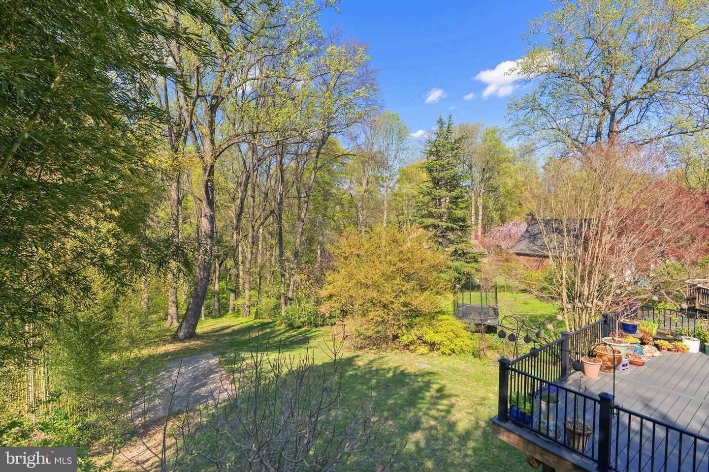 7509 Arden Rd Property Photo 1