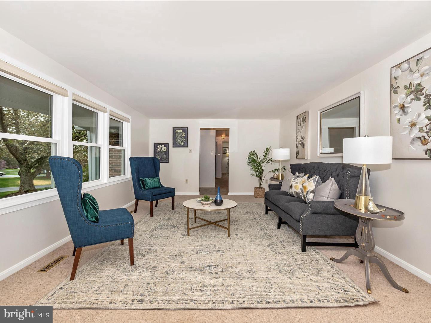 24330 Hilton Pl Property Photo 8