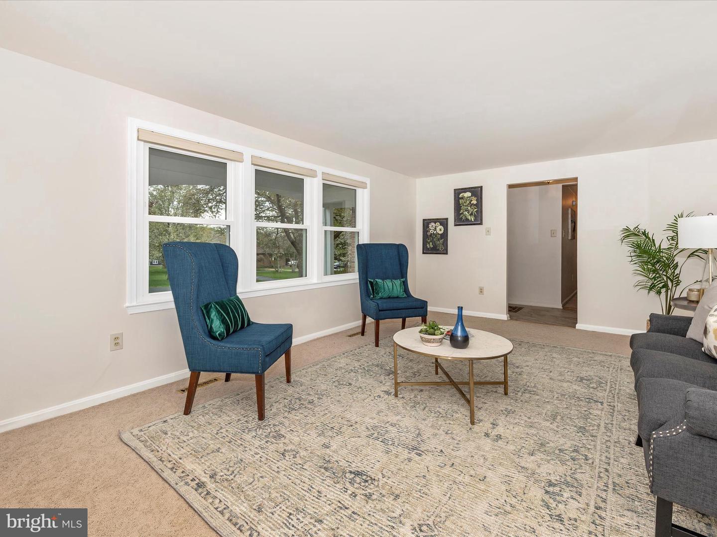 24330 Hilton Pl Property Photo 9