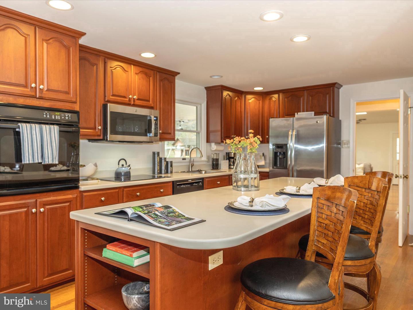 24330 Hilton Pl Property Photo 15