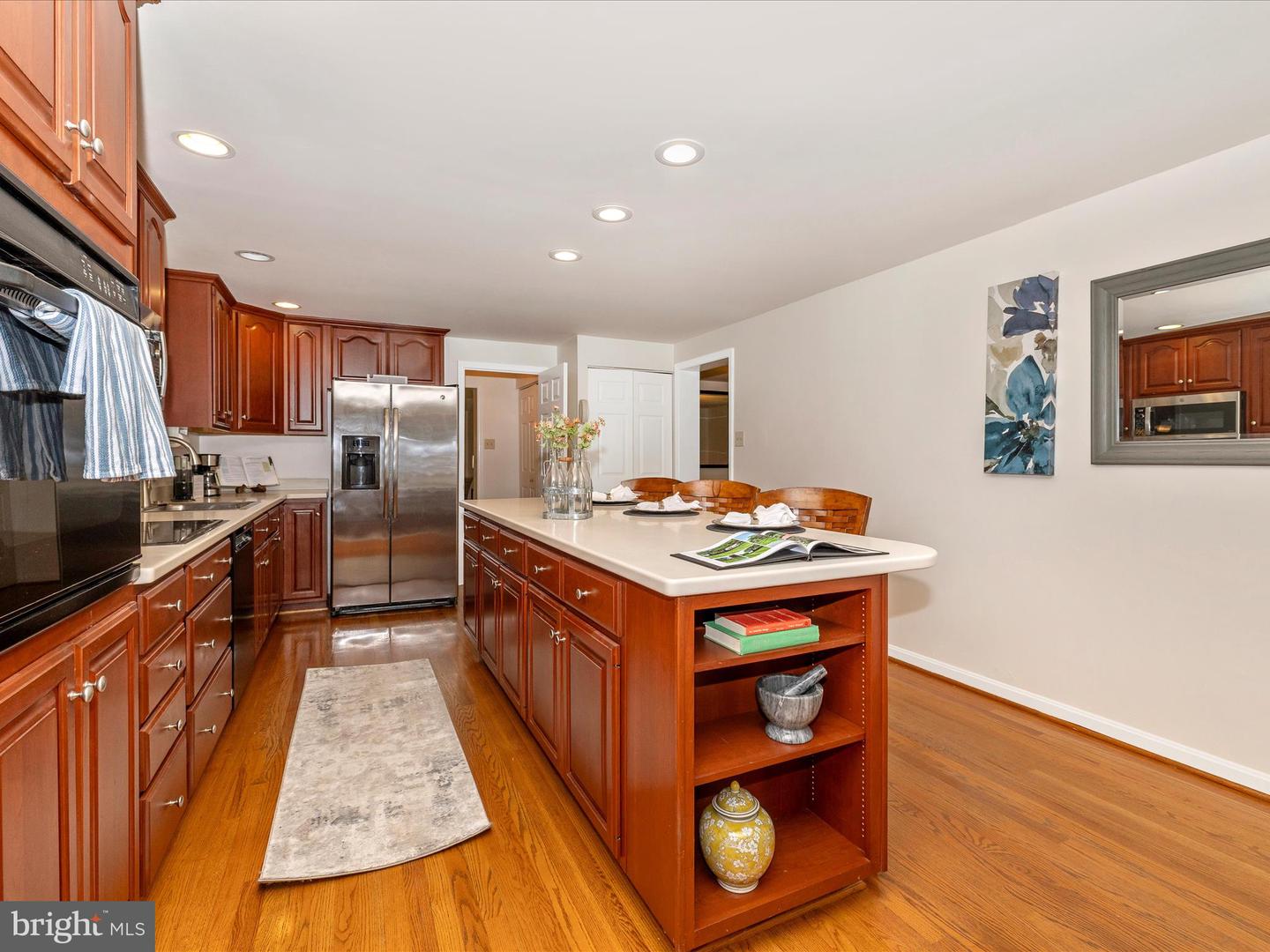 24330 Hilton Pl Property Photo 16