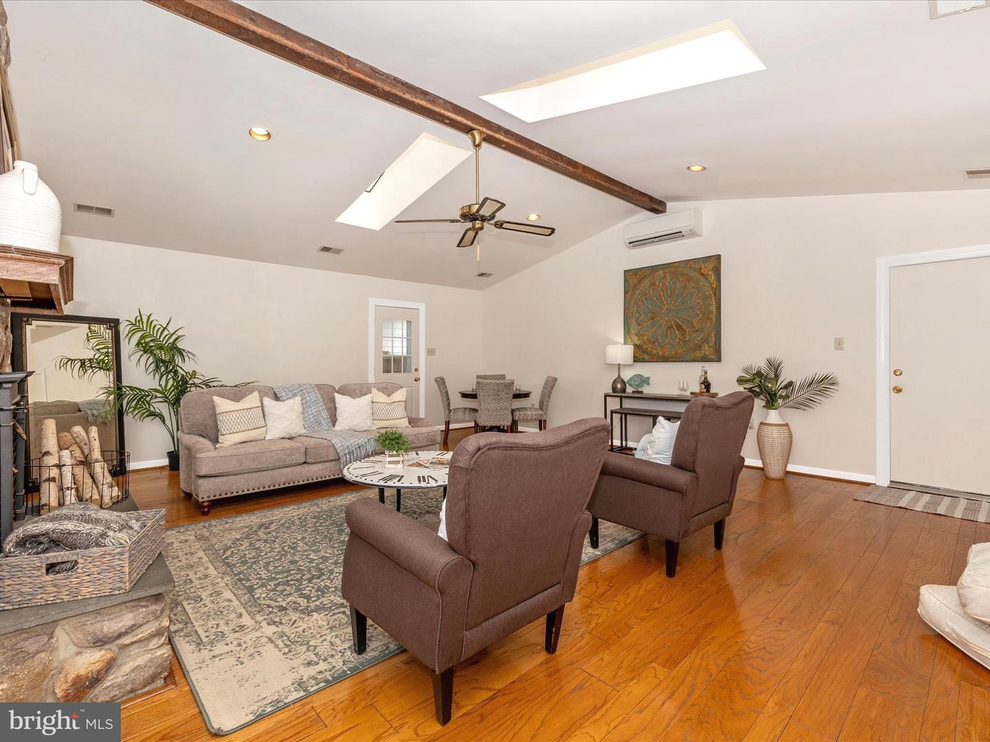 24330 Hilton Pl Property Photo 26