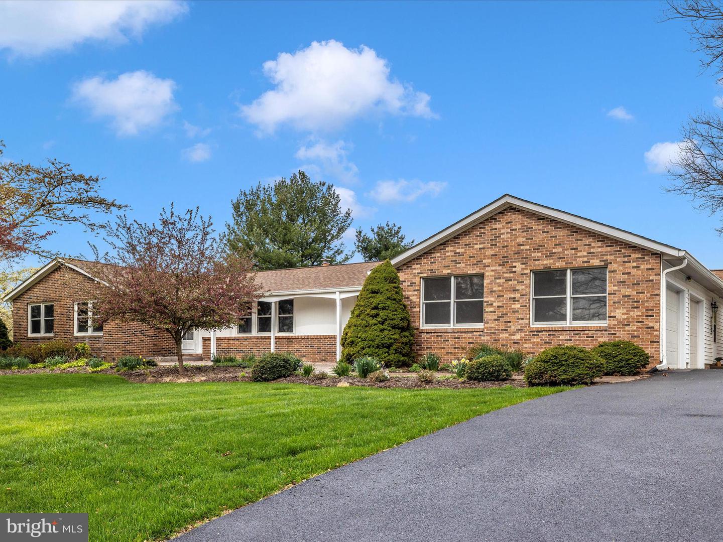 24330 Hilton Pl Property Photo 59