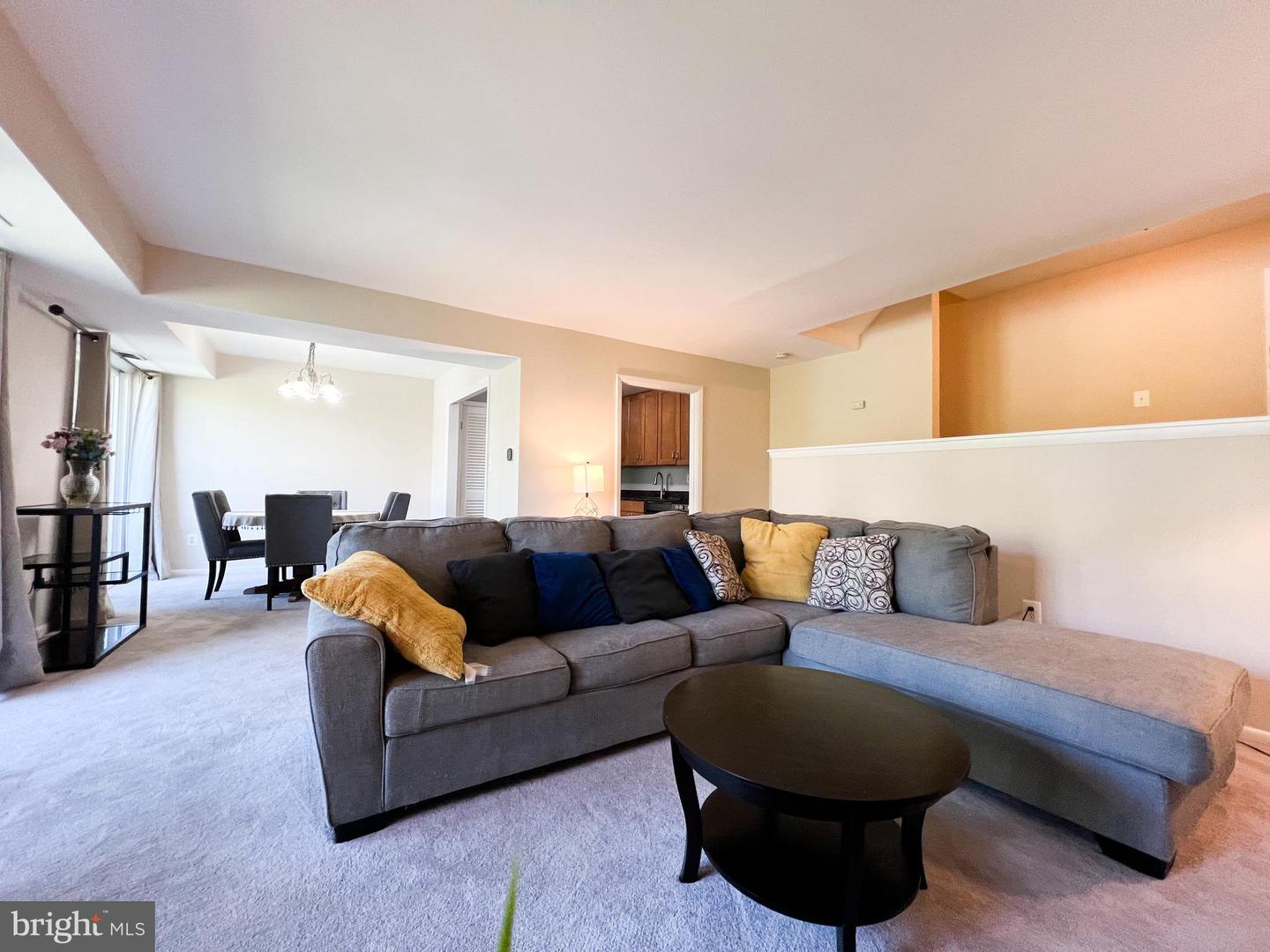5572 Burnside Dr #5572-3 Property Photo