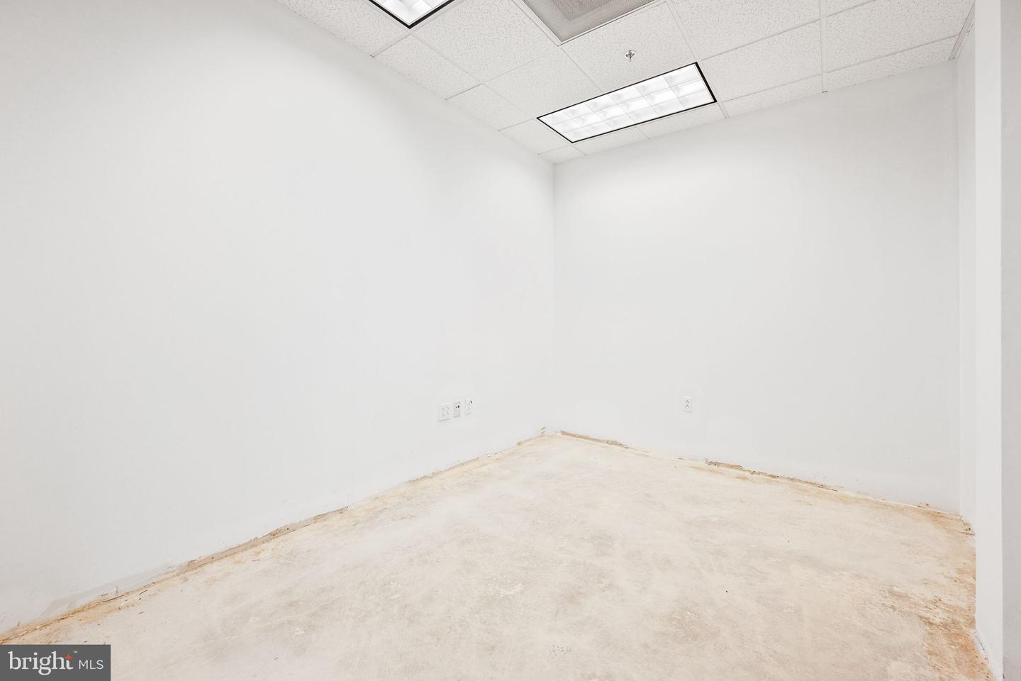 4 Taft Ct #300 Property Photo 12