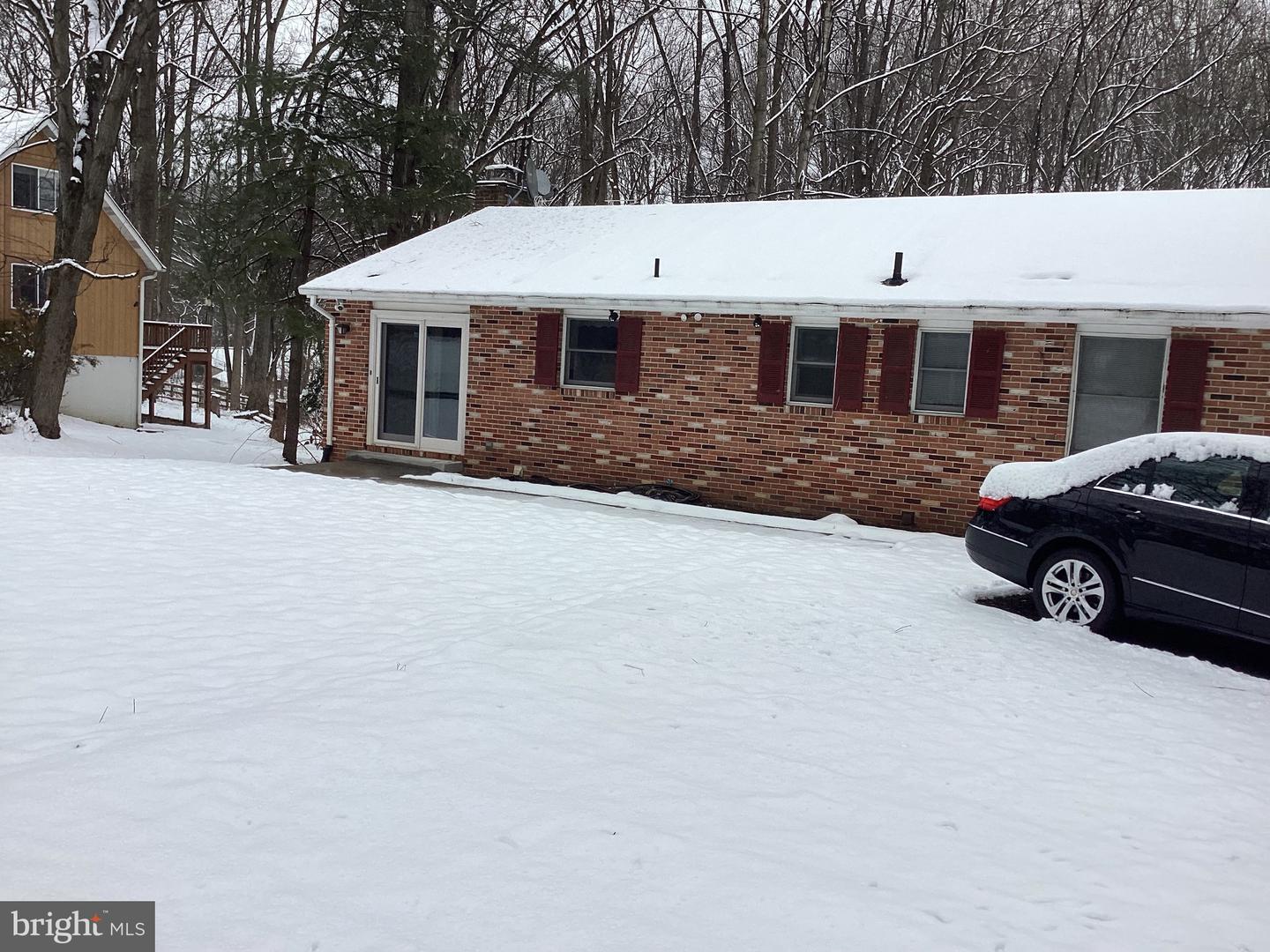 9503 Stewartown Rd Property Photo