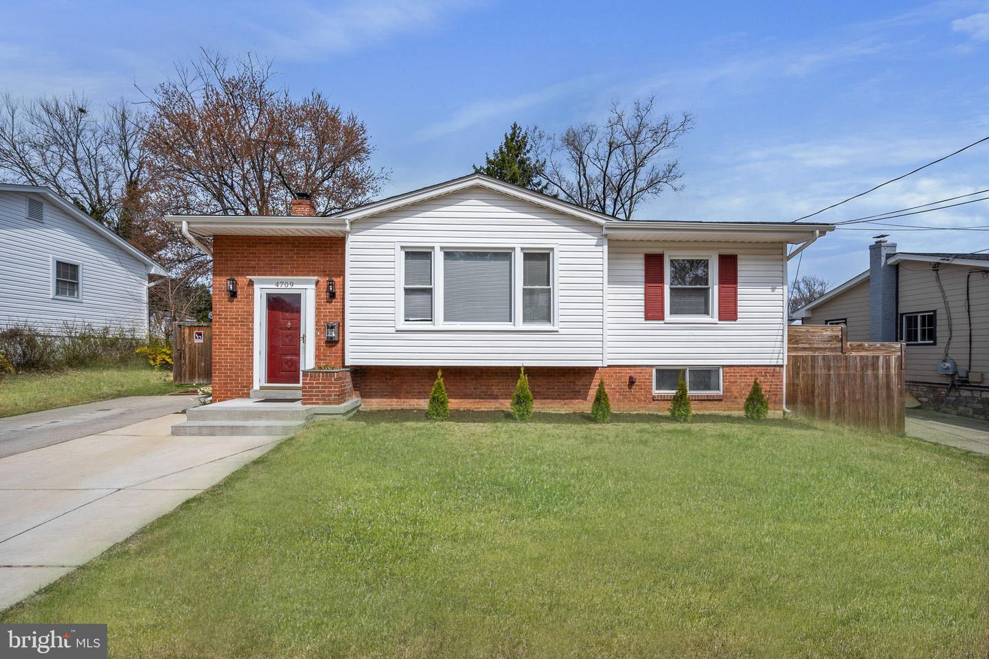 Aspen Hill Park Real Estate Listings Main Image