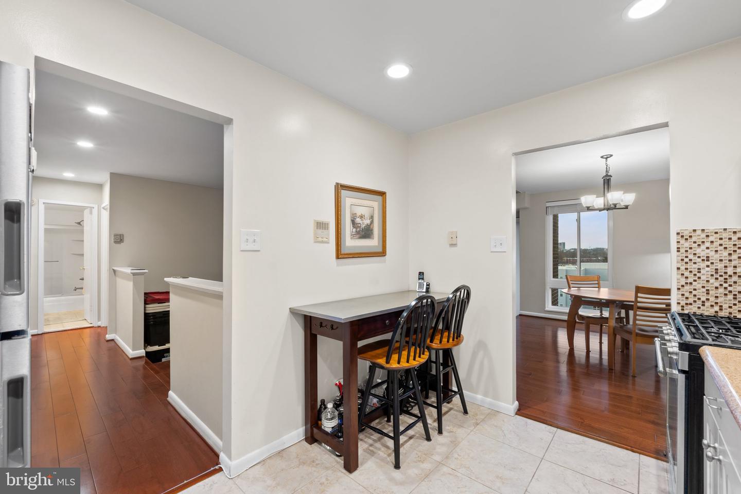 9900 Georgia Ave #27/ 713 Property Photo 8