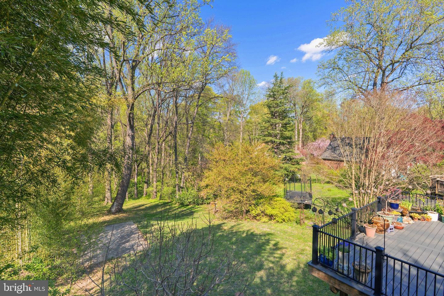 7509 Arden Rd Property Photo 1