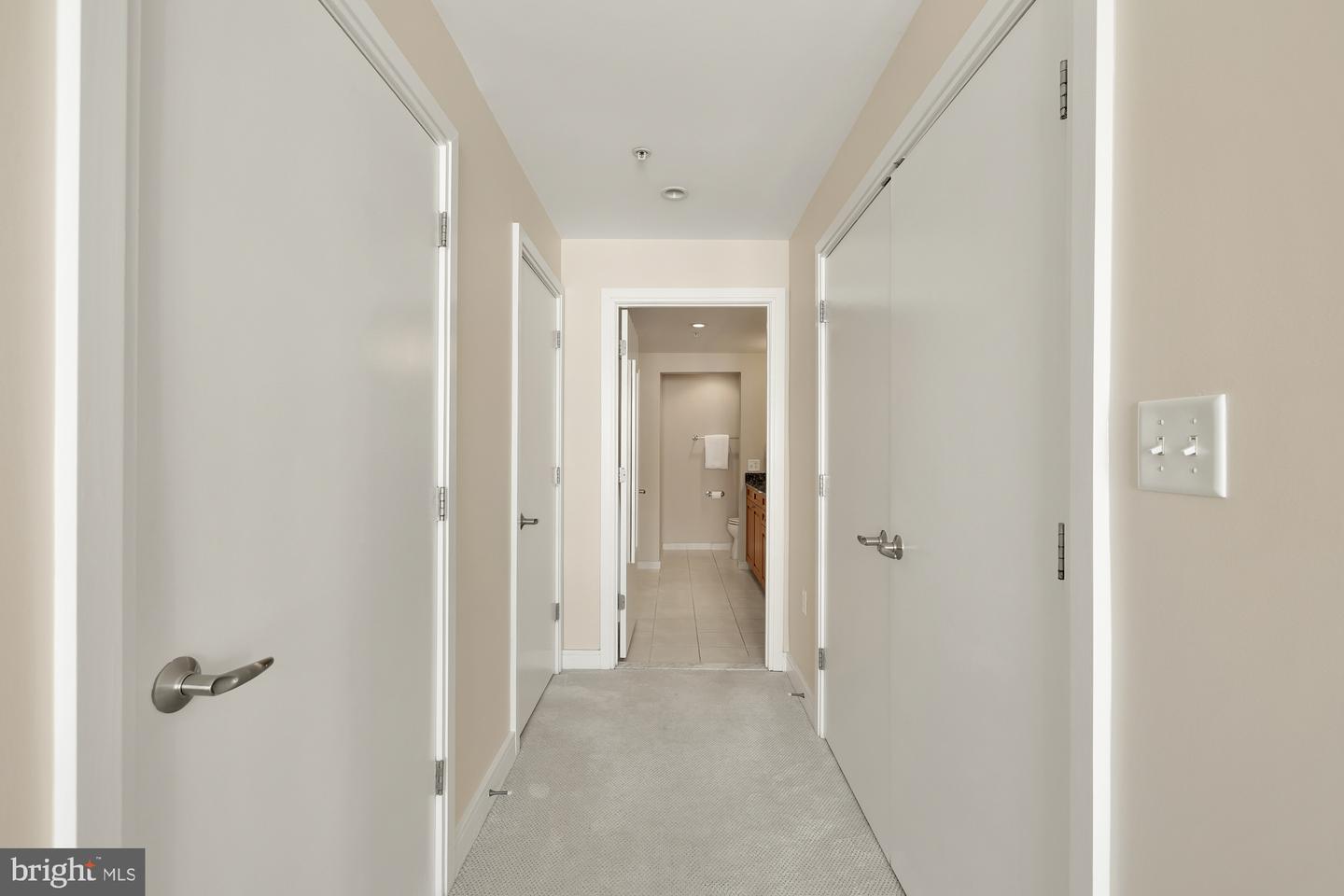 6820 Wisconsin Ave #6009 Property Photo 21