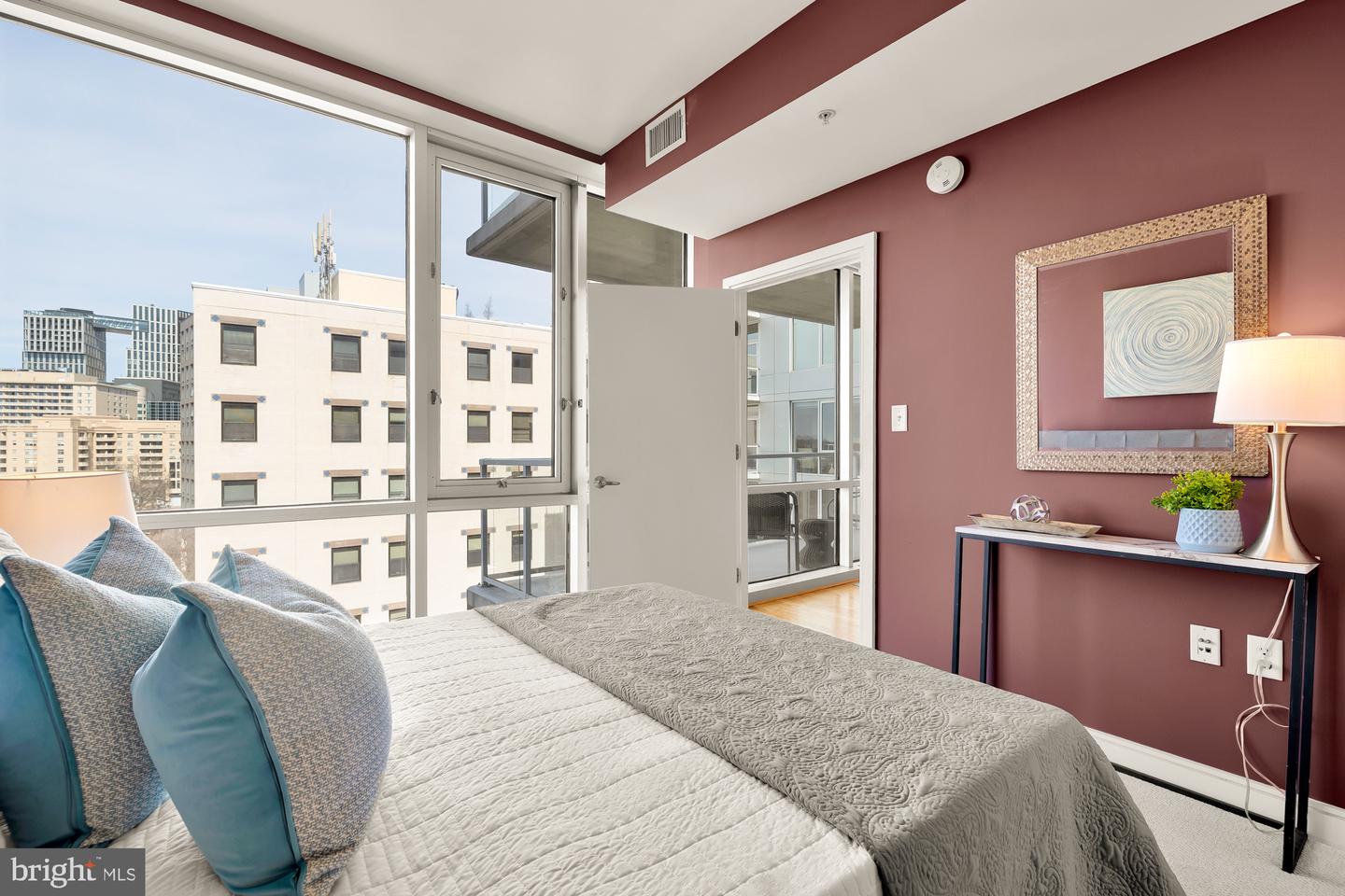 6820 Wisconsin Ave #6009 Property Photo 26