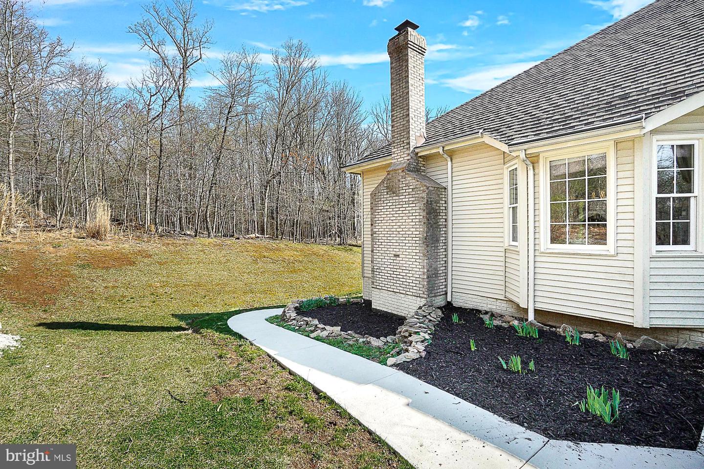 18409 Mckernon Way Property Photo 16