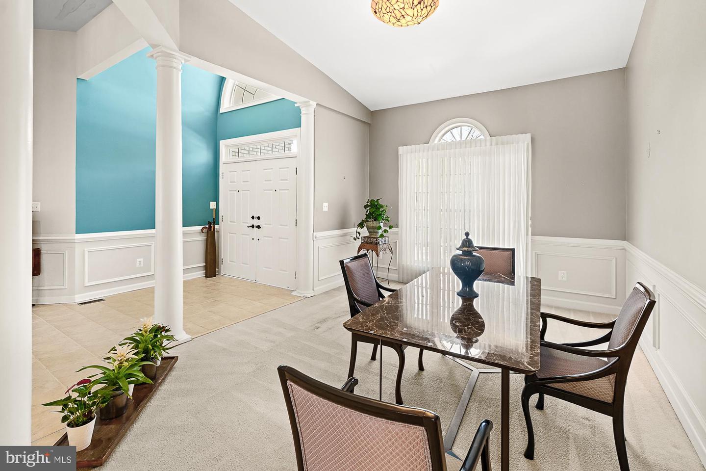 18409 Mckernon Way Property Photo 25