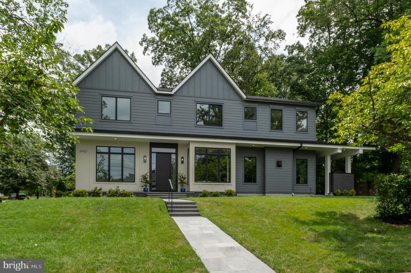 6921 Granby St Property Photo 1