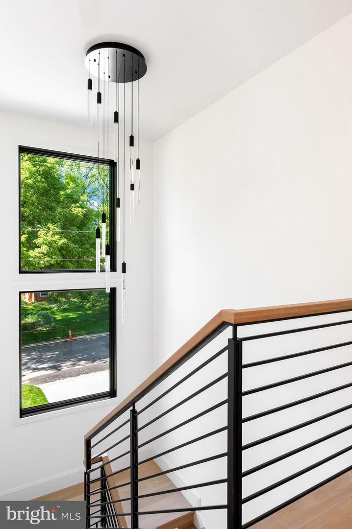 6921 Granby St Property Photo 32