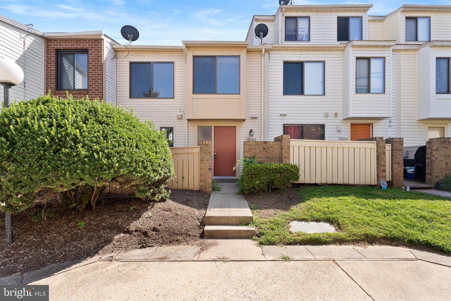 18607 Nathans Pl Property Photo