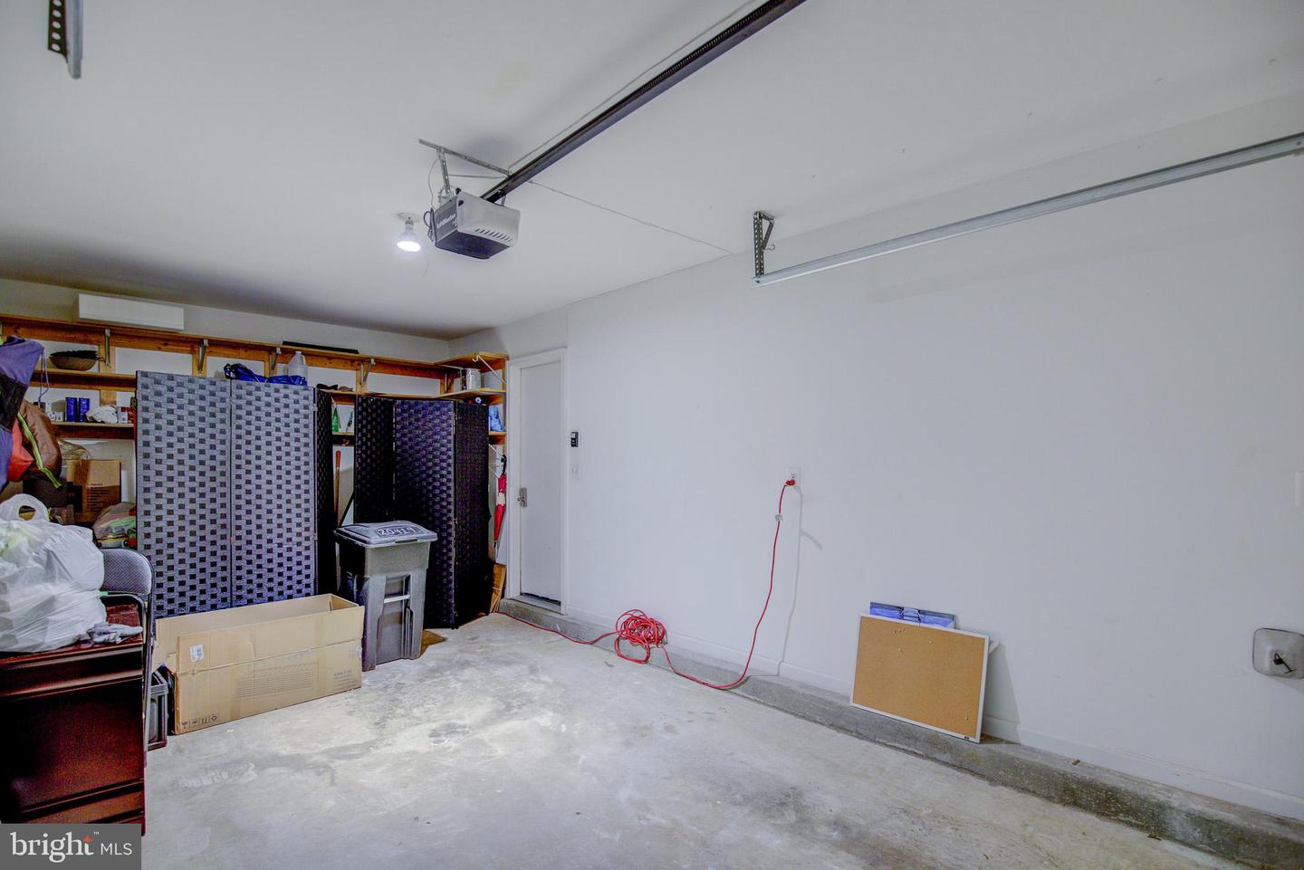20419 Ivybridge Ct Property Photo 9