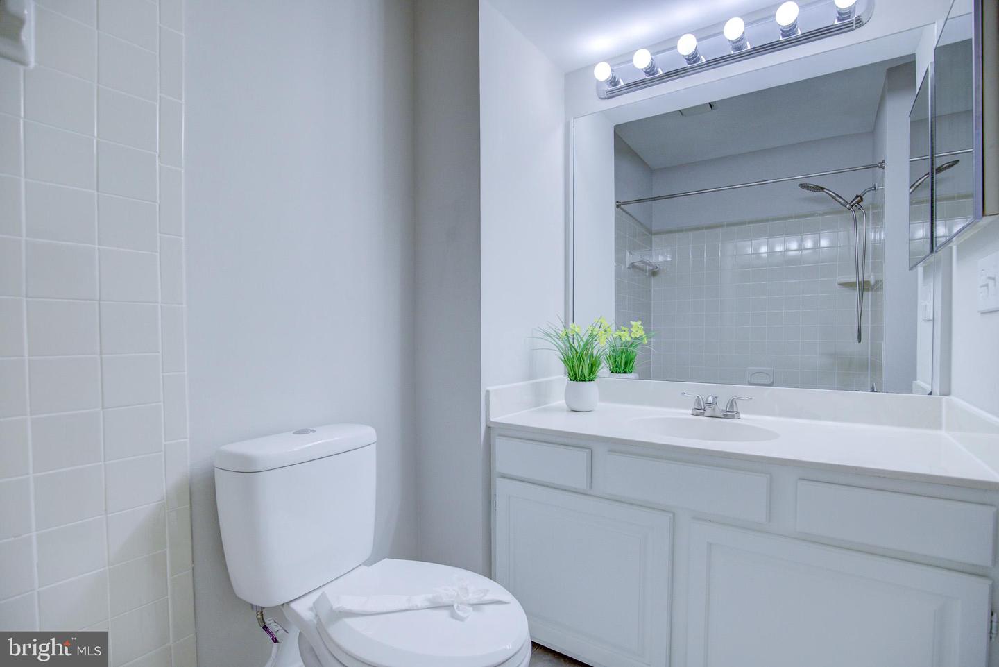 20419 Ivybridge Ct Property Photo 25