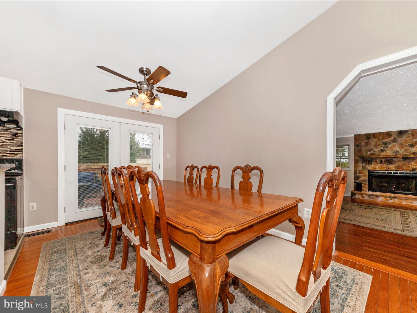 19005 Dowden Cir Property Photo 7