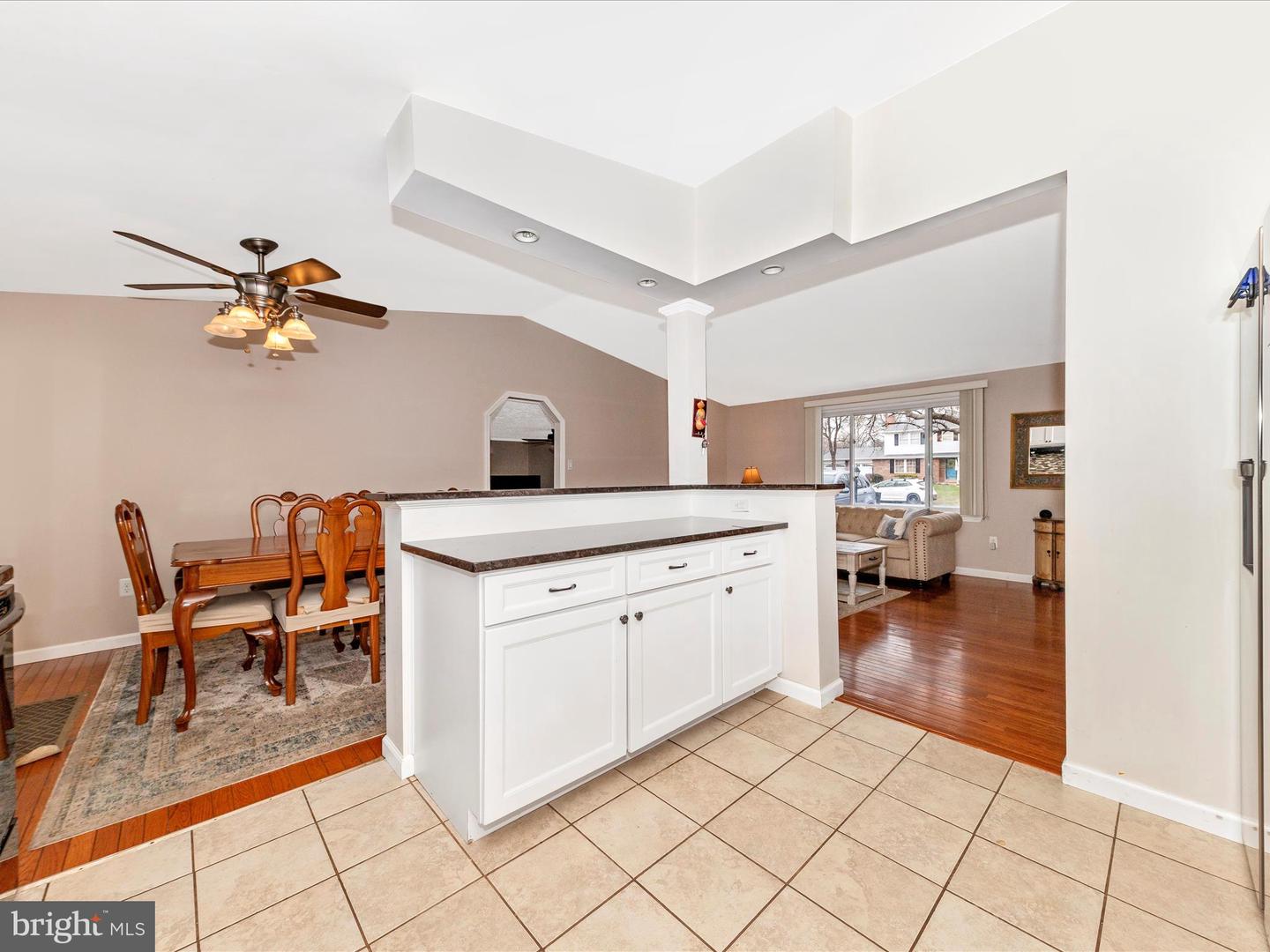 19005 Dowden Cir Property Photo 12