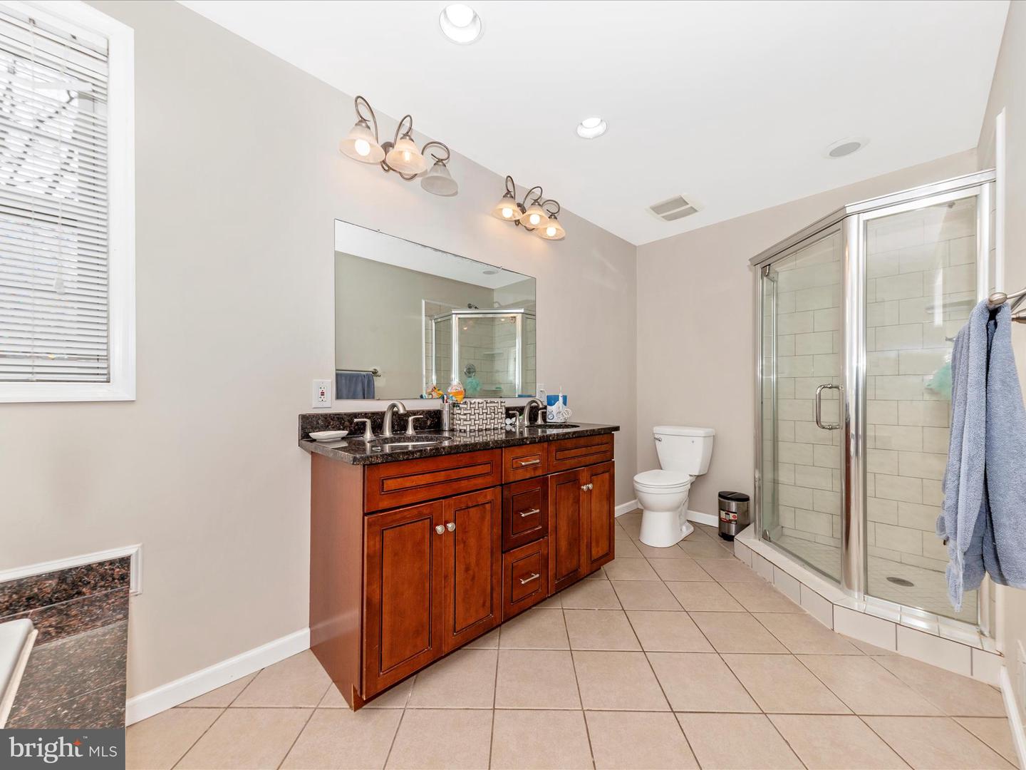 19005 Dowden Cir Property Photo 21