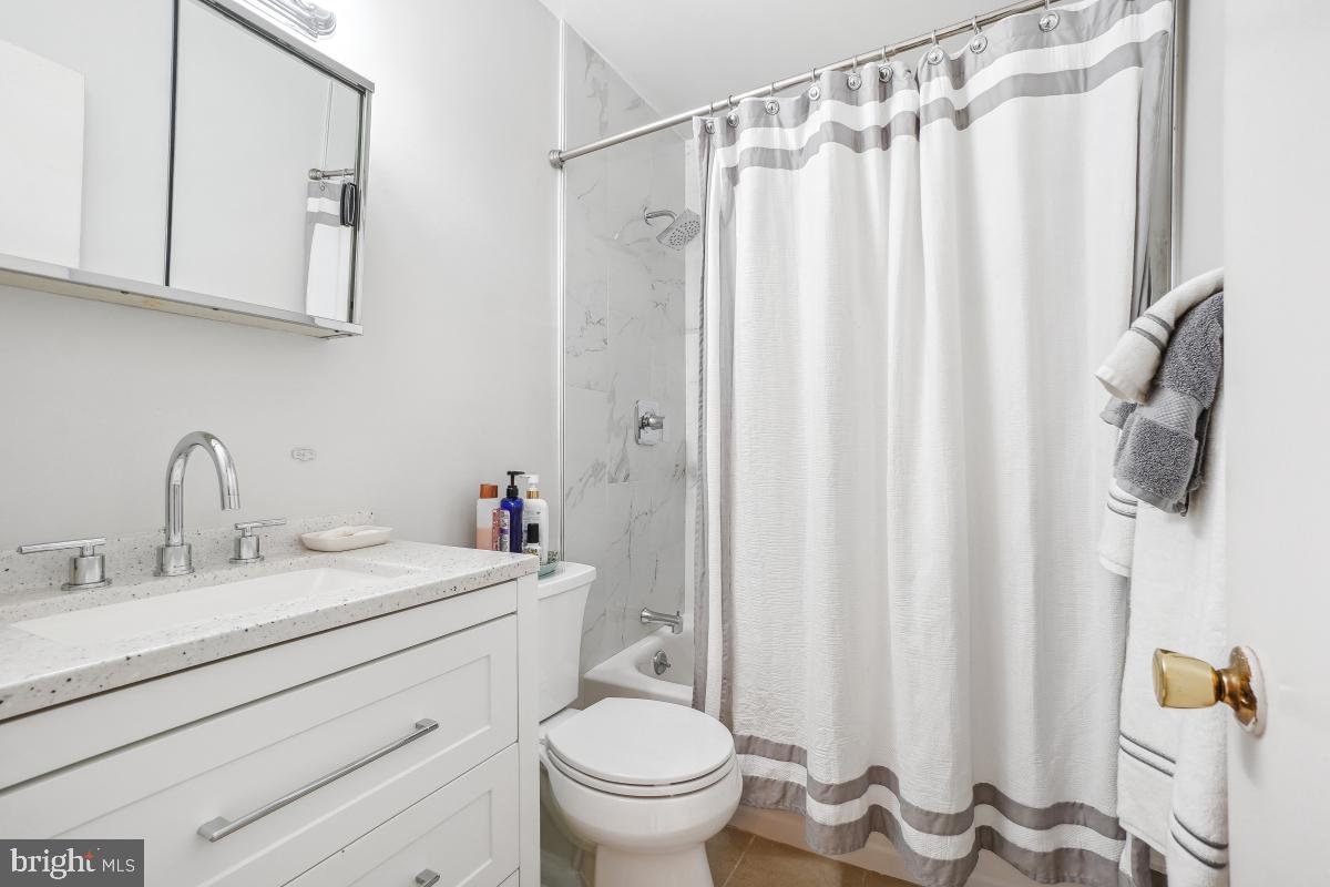 15000 Butterchurn Ln Property Photo 20