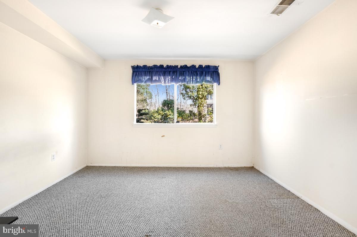 15000 Butterchurn Ln Property Photo 25