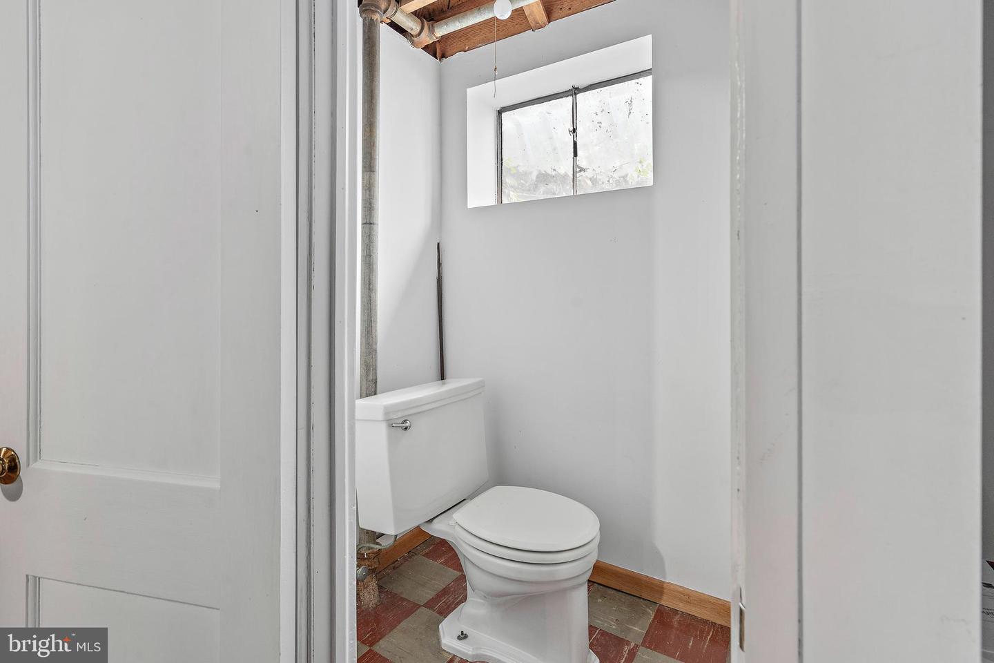 7025 Selkirk Dr Property Photo 30