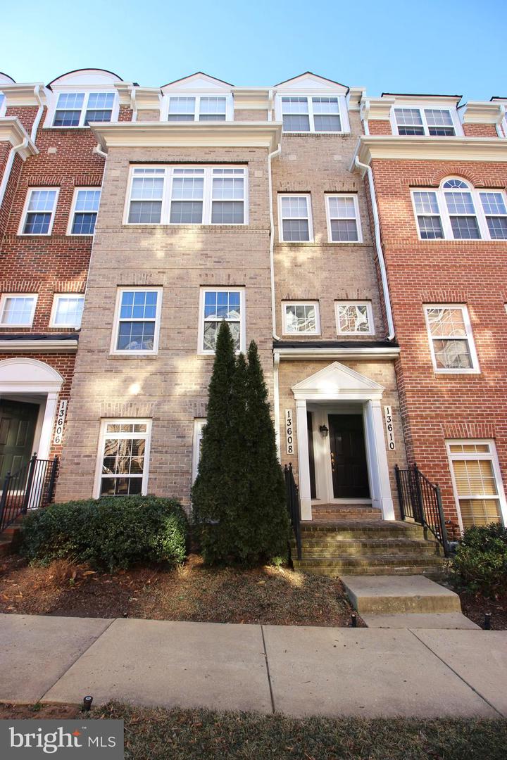 13608 Dover Cliffs Pl Property Photo