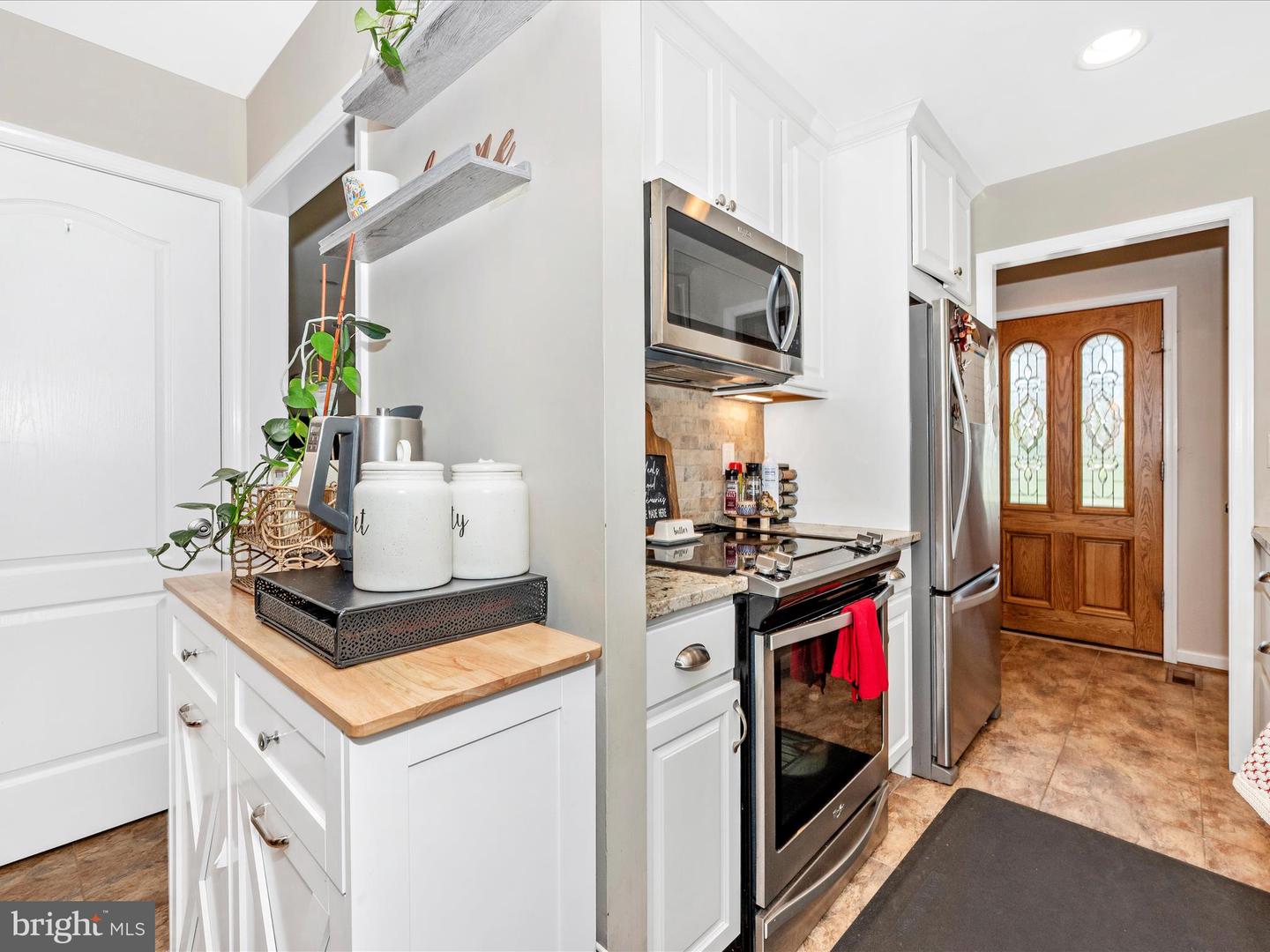 26809 Dix St Property Photo 15