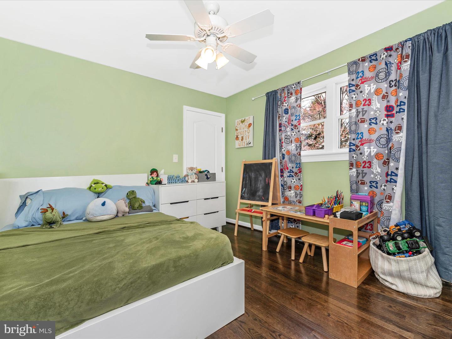 26809 Dix St Property Photo 23