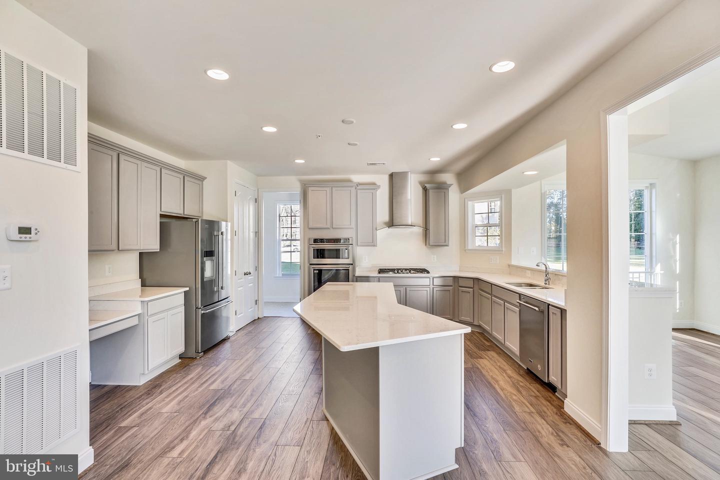 Darnestown Rd Property Photo 16