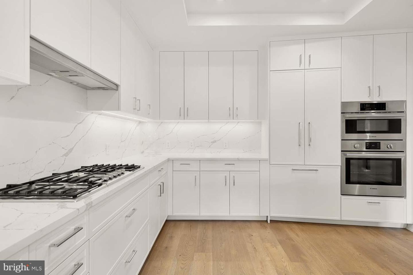 8551 Connecticut Ave #302 Property Photo 8