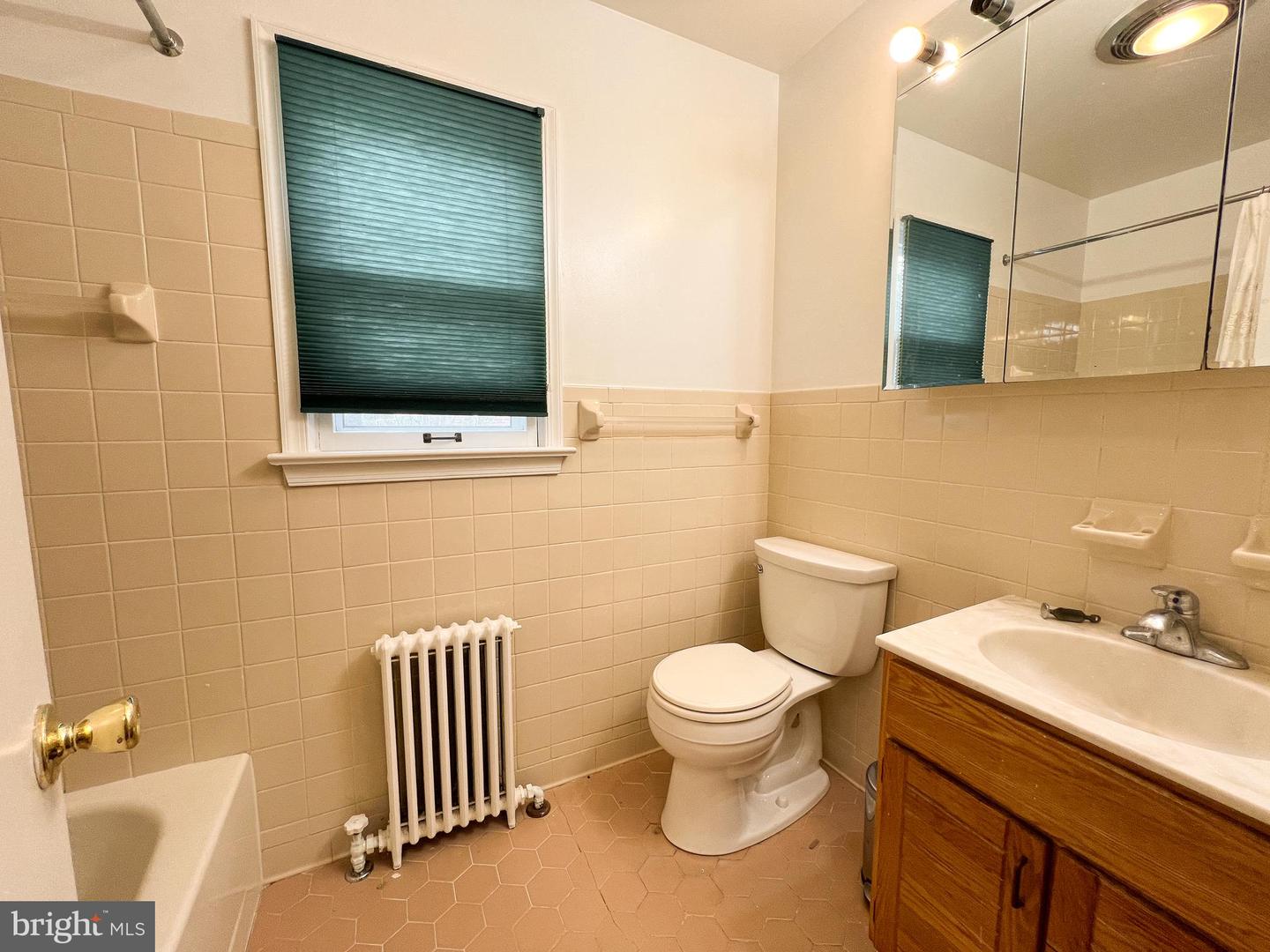 1004 Noyes Dr S Property Photo 12