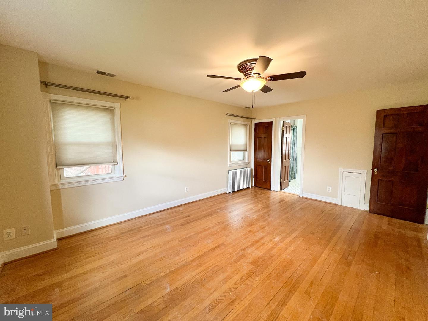 1004 Noyes Dr S Property Photo 16