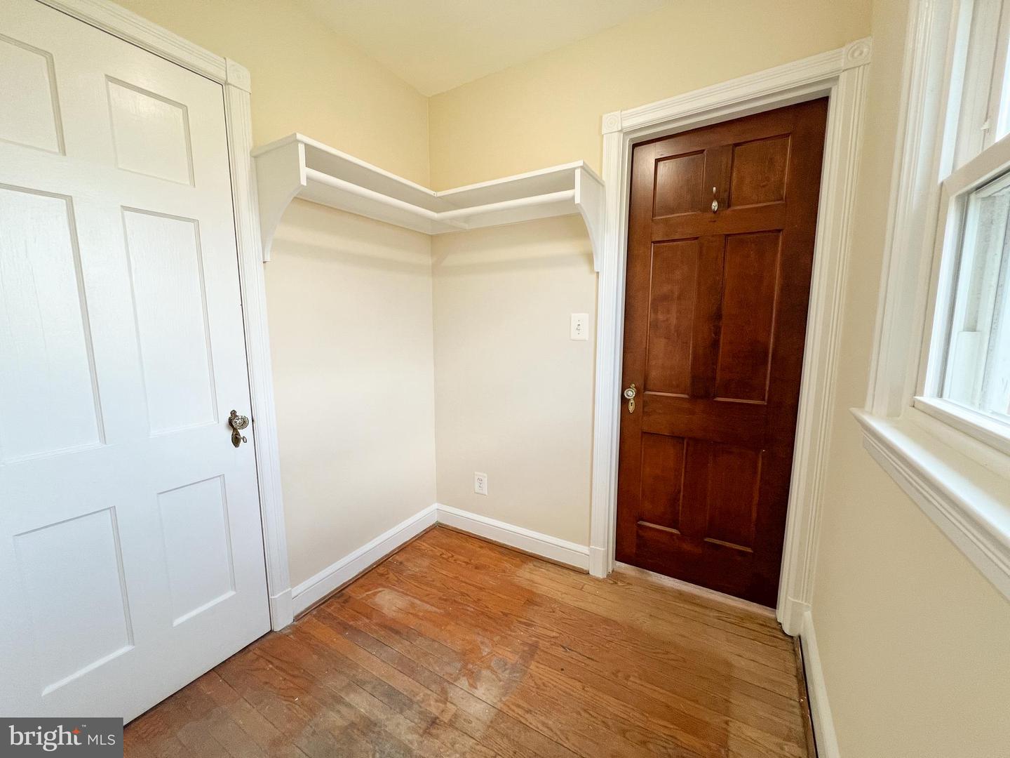 1004 Noyes Dr S Property Photo 21