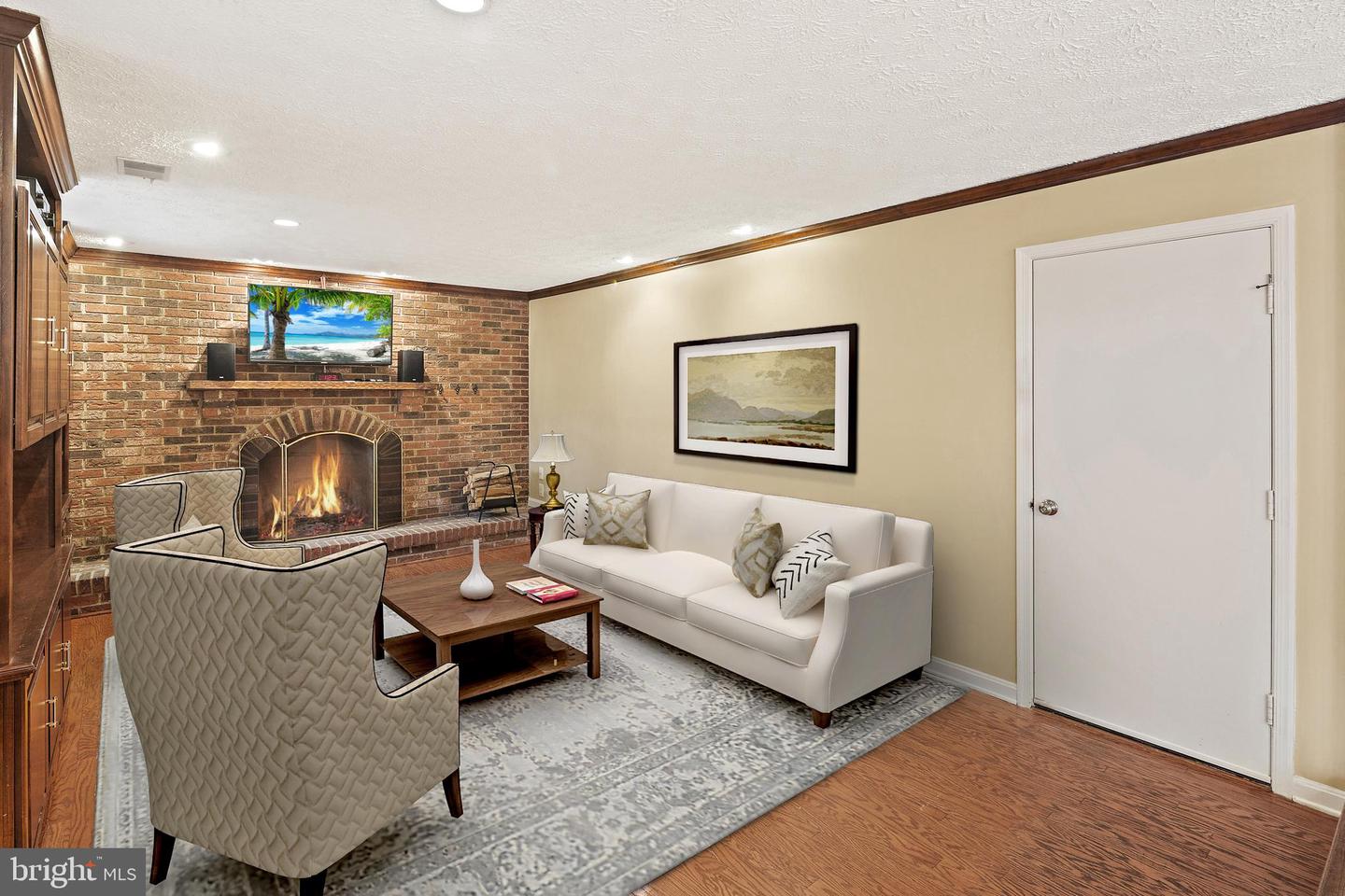 13504 Anndyke Pl Property Photo 3