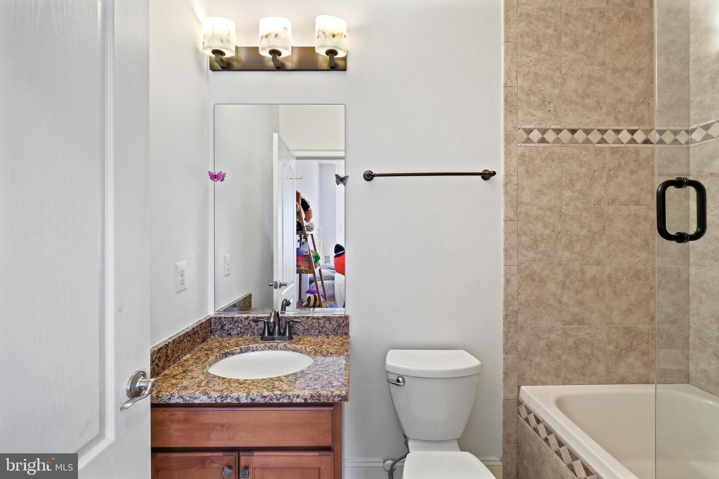11564 W Hill Dr Property Photo 35