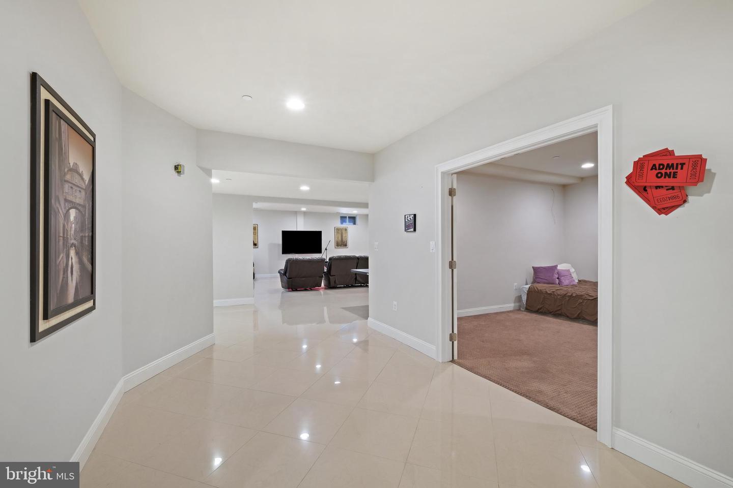 11564 W Hill Dr Property Photo 41