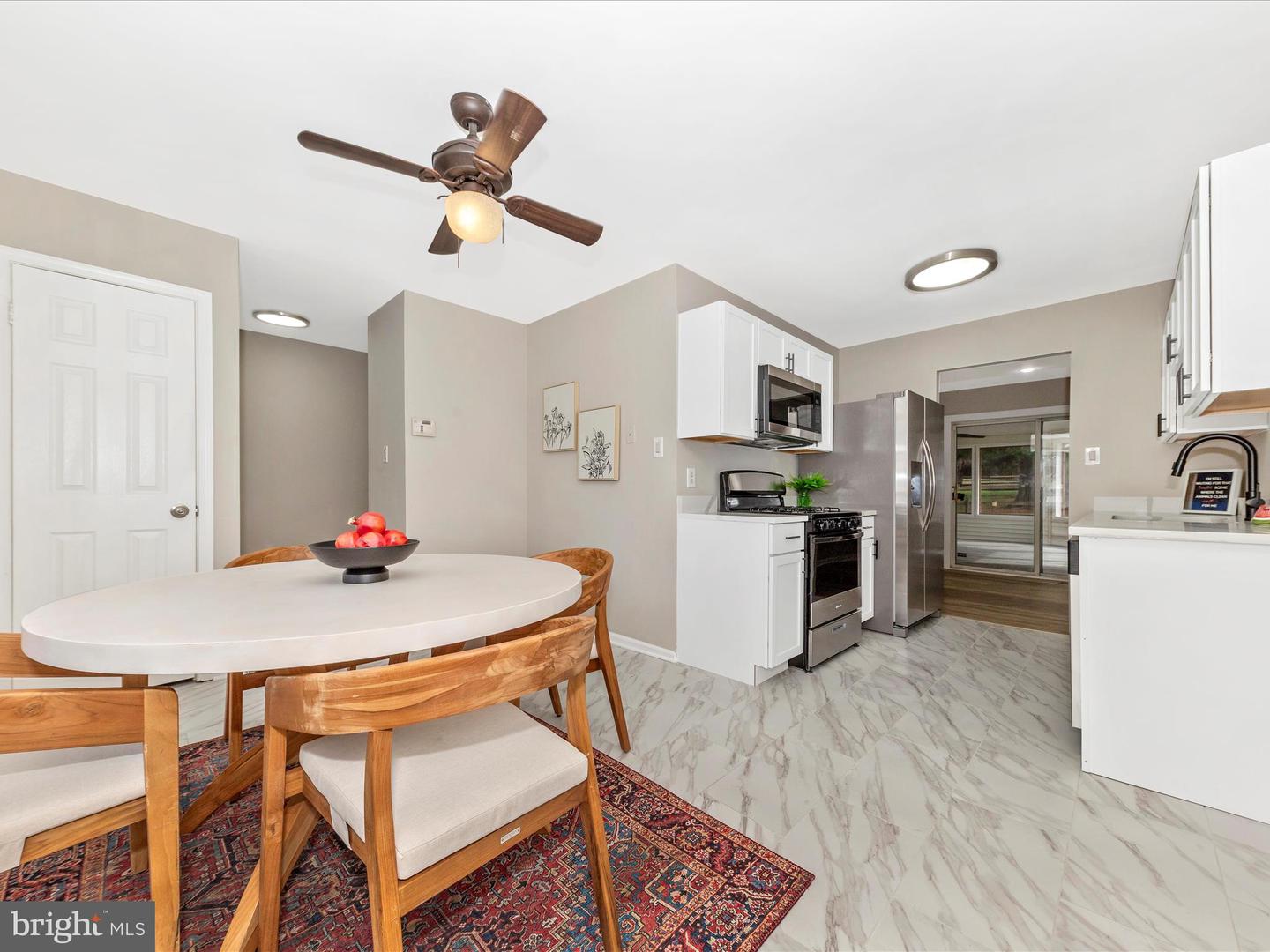 8400 Mountain Laurel Ln Property Photo 14