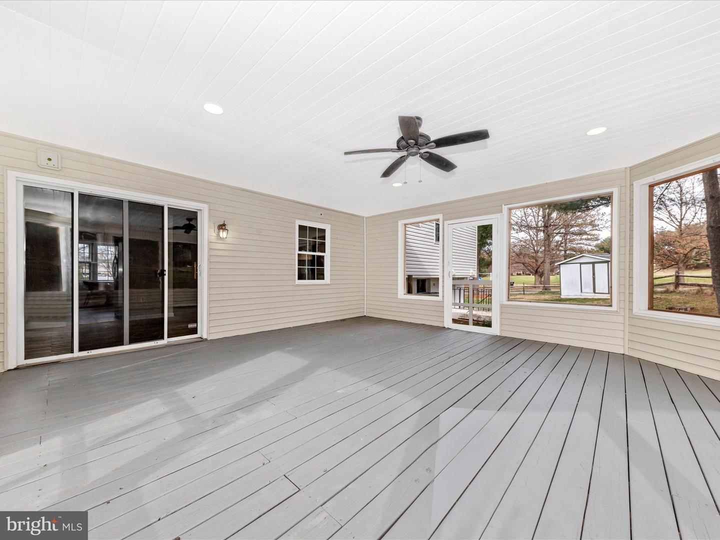 8400 Mountain Laurel Ln Property Photo 33