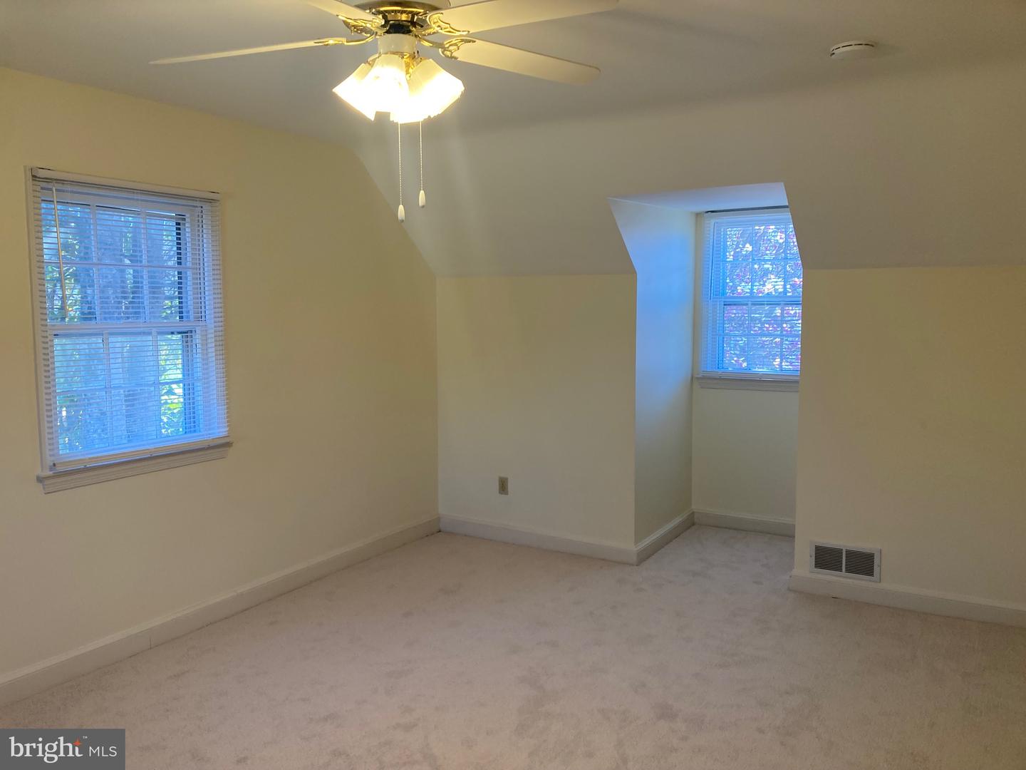 610 Orchard Way Property Photo 29