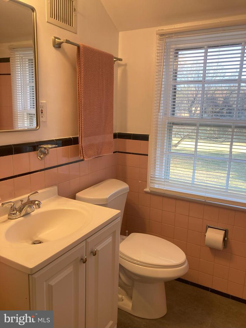 610 Orchard Way Property Photo 32