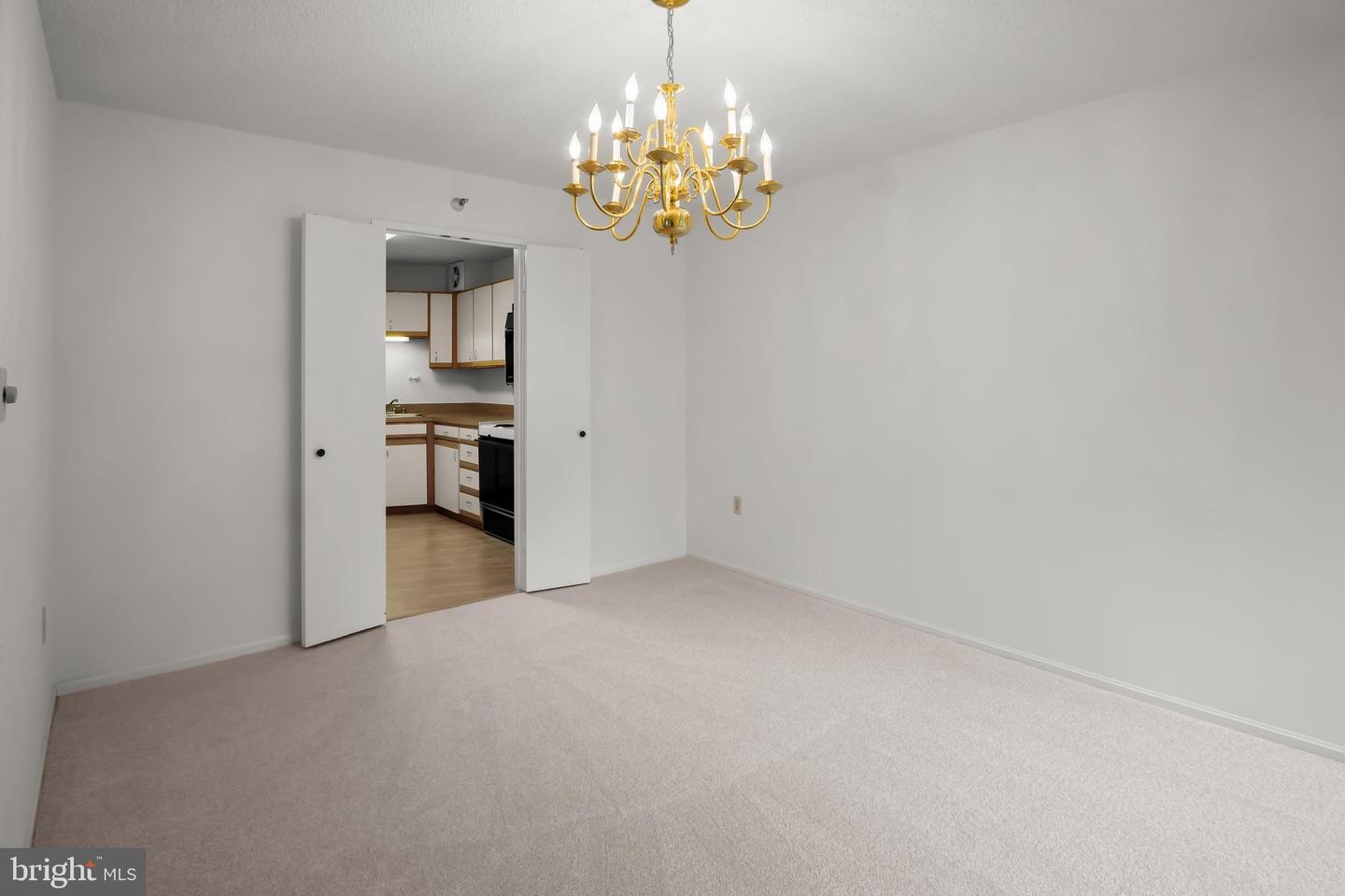 15101 Interlachen Dr #1-618 Property Photo 16