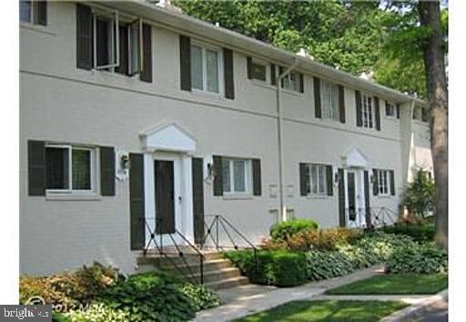 5362 Pooks Hill Rd #301 Property Photo 1