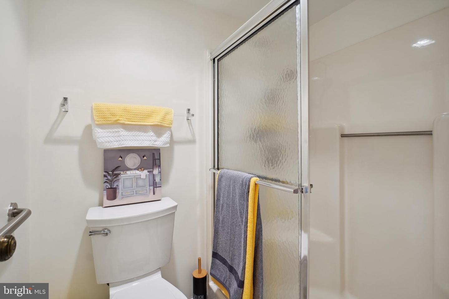 15100 Interlachen Dr #4-517 Property Photo 23
