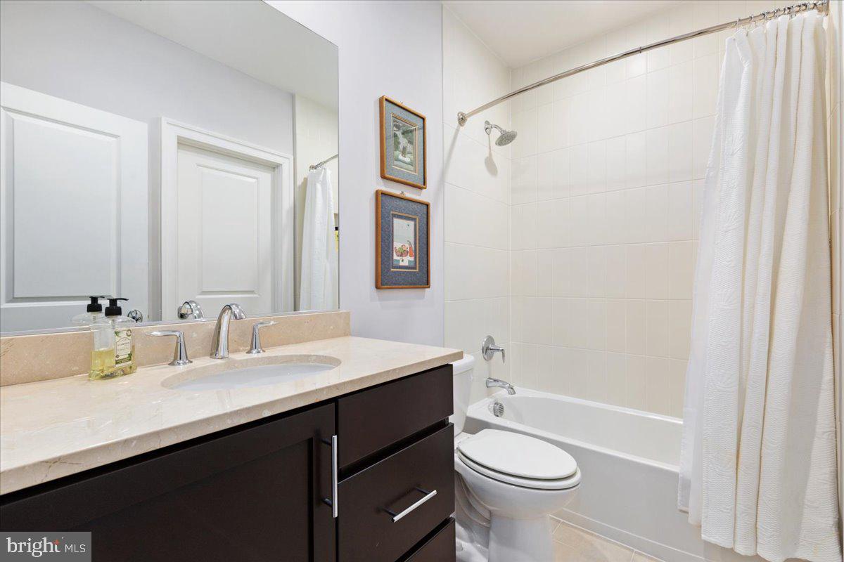 5345 Camberley Ave Property Photo 54