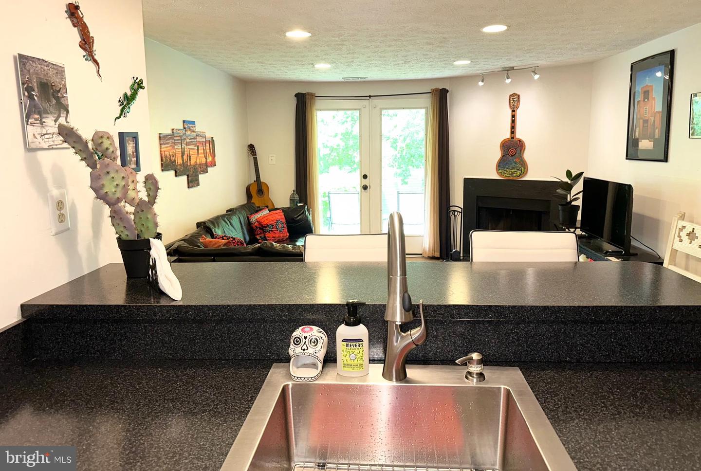 3933 Greencastle Rd #301 Property Photo 17